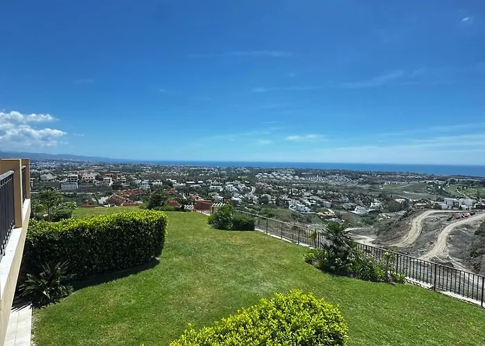 Casa Nohden - Between Sky And Sea *