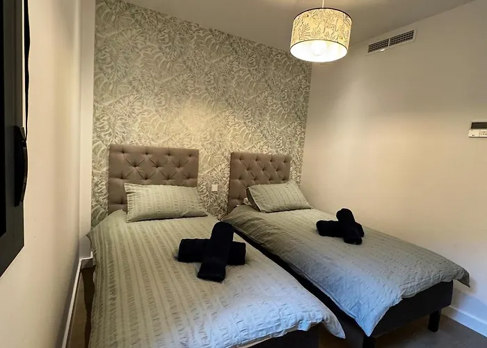 Casa Nohden - Between Sky And Sea *